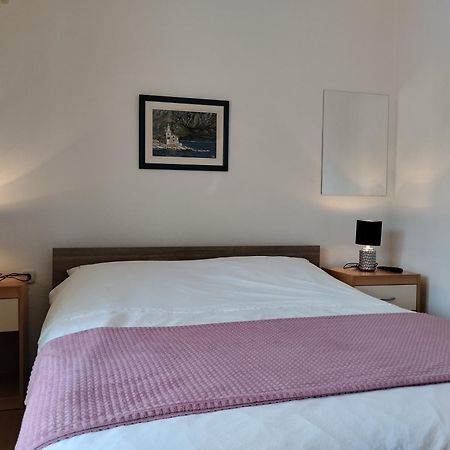 Apartments Andrea Drvenik  Ngoại thất bức ảnh