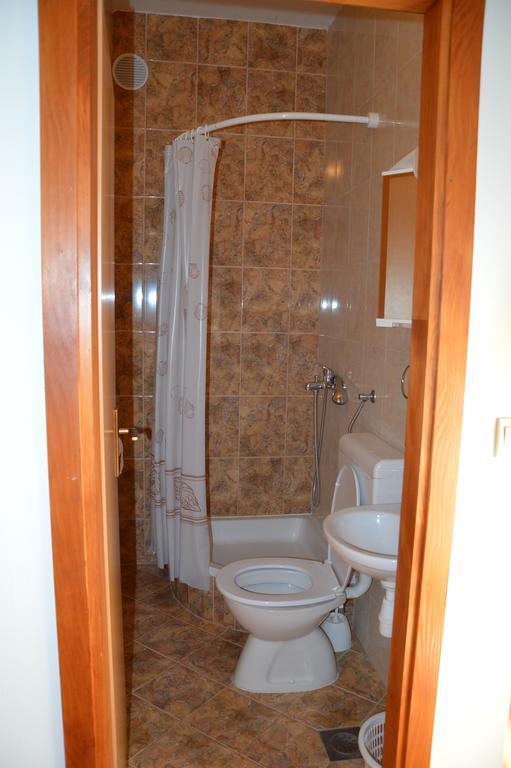 Apartments Andrea Drvenik  Phòng bức ảnh
