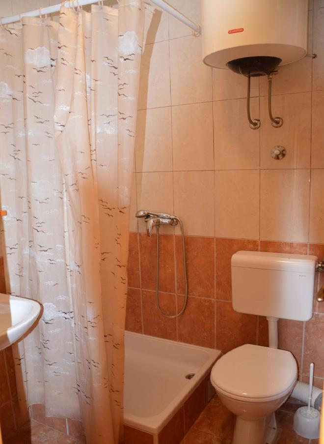Apartments Andrea Drvenik  Ngoại thất bức ảnh