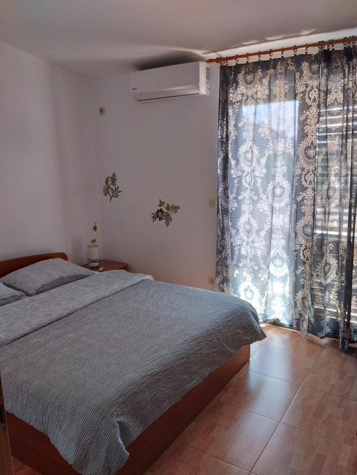 Apartments Andrea Drvenik  Ngoại thất bức ảnh